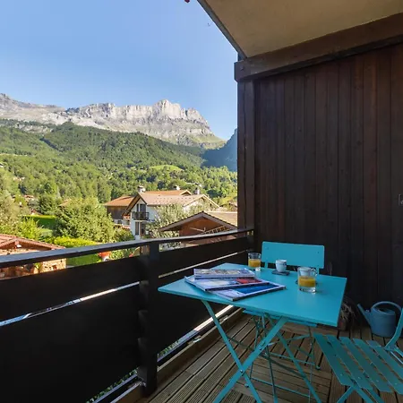 La Sauvageonne In Balcony & Mountain Views - Happy Servoz